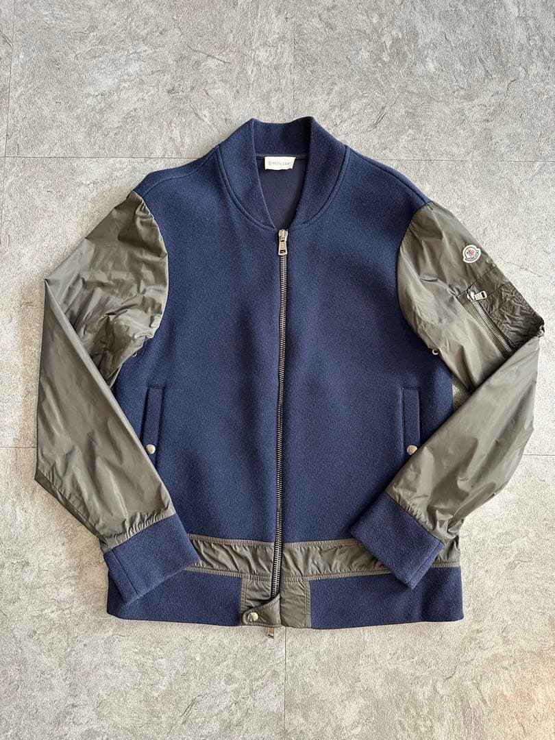 モンクレール　MA-1ジャケット