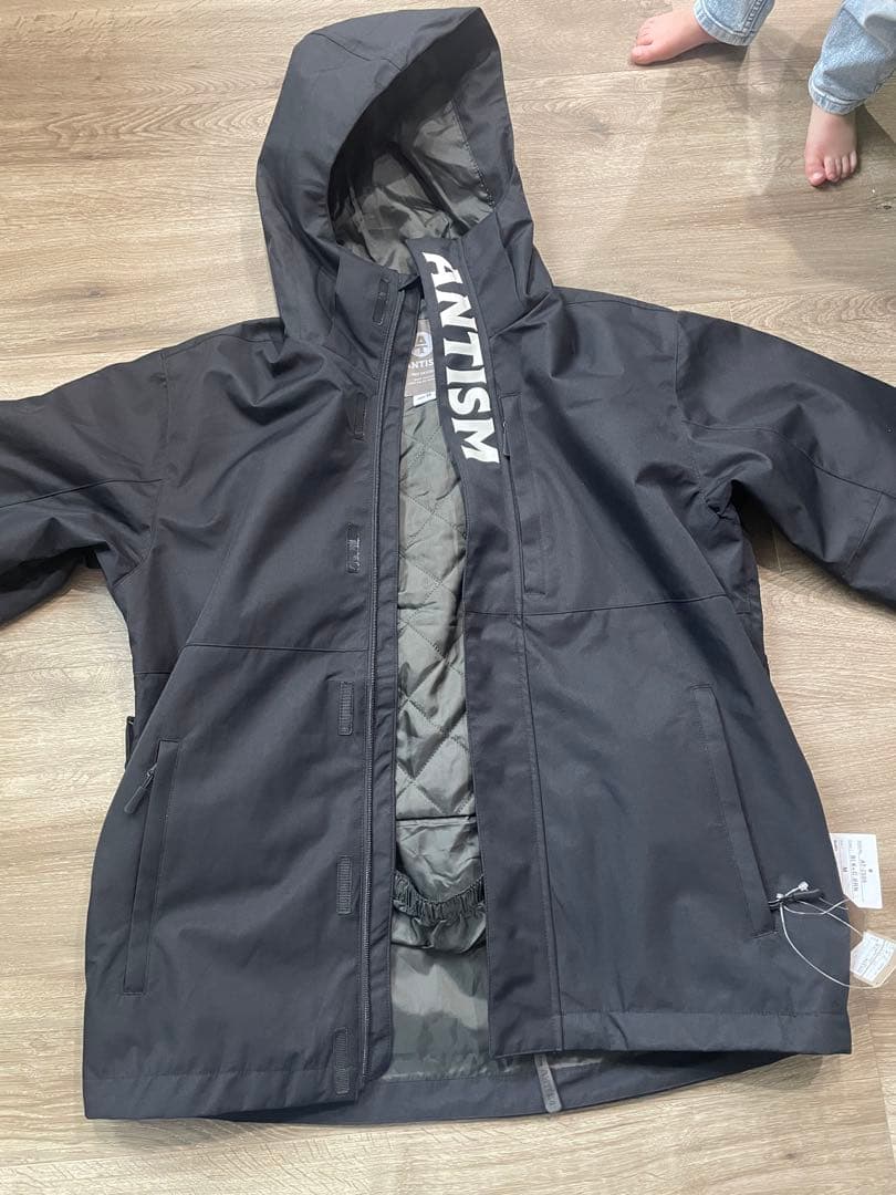 YK 新品未使用ANTISM フード付きウェア