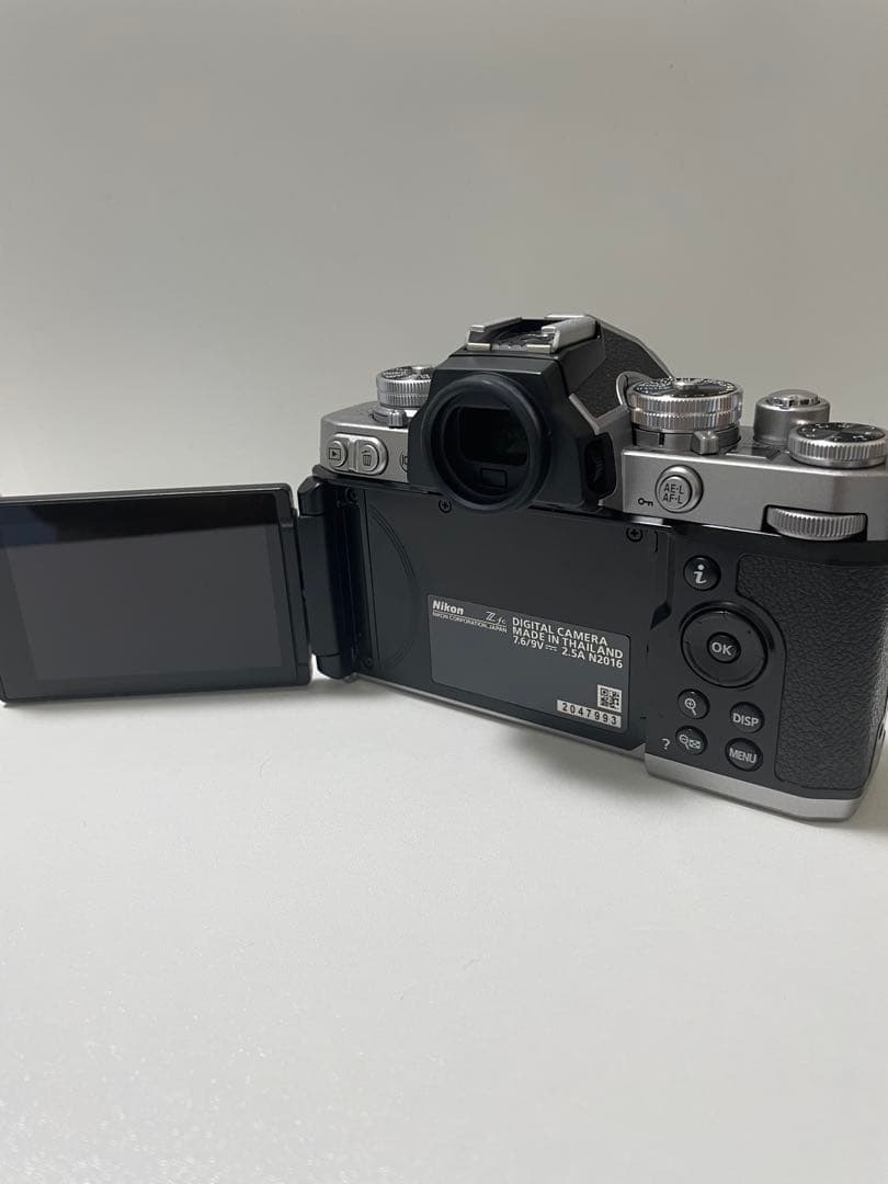 Nikon Z fc ミラーレスカメラ シルバー 16-50VRレンズキット