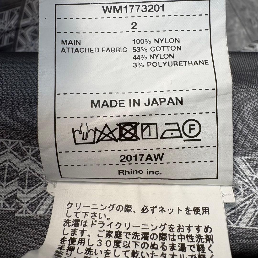 美品　ホワイトマウンテニアリング　マウンテンパーカー　ゴアテックス　黒　メンズ