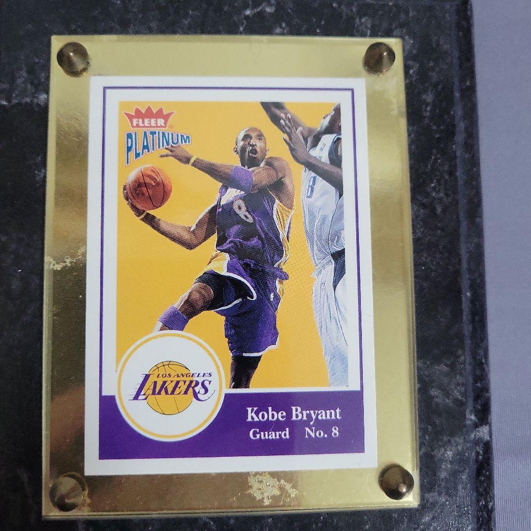 希少　コービー・ブライアント　NBA　カード　レイカーズ