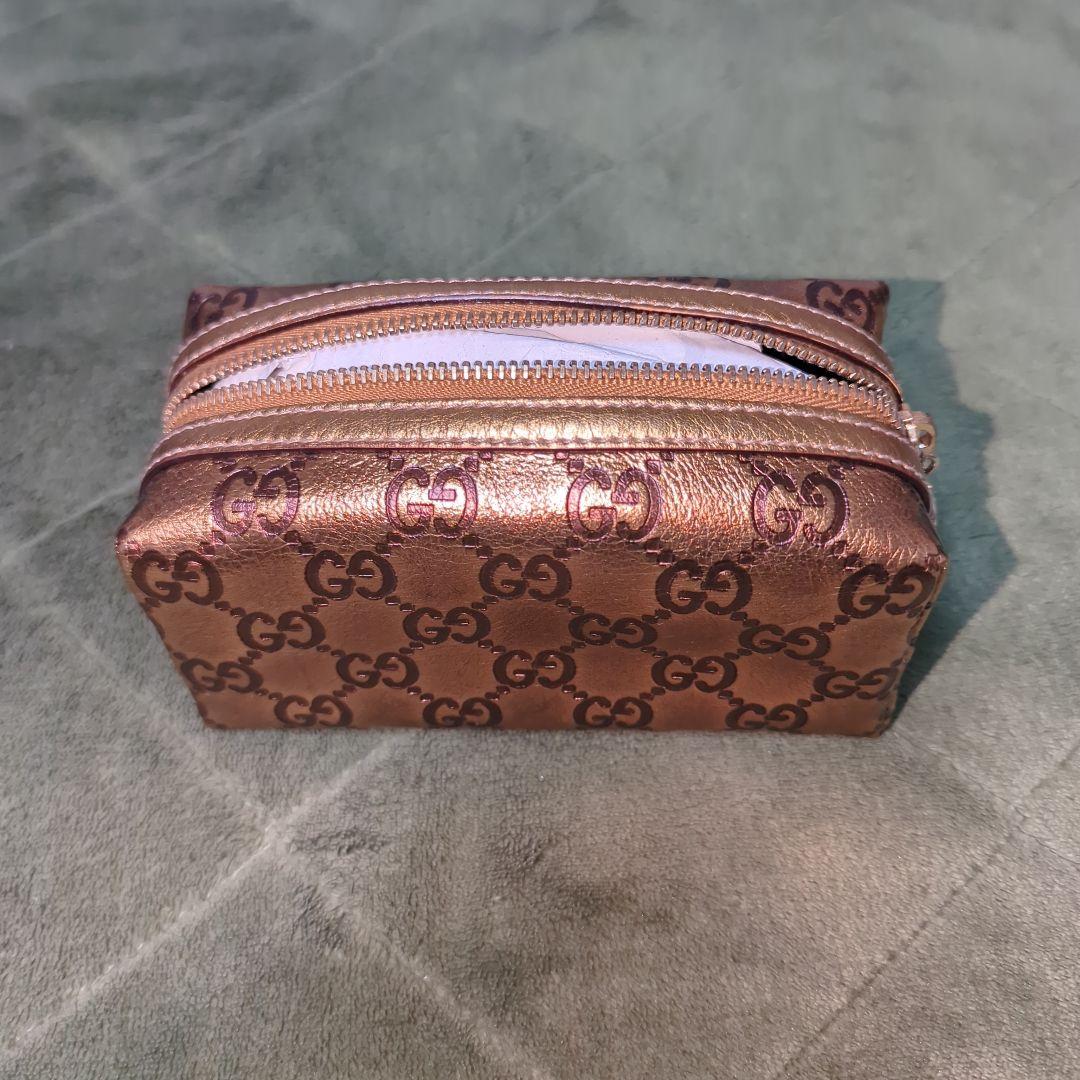 GUCCI ゴールドレザーポーチ GGパターン 箱付き