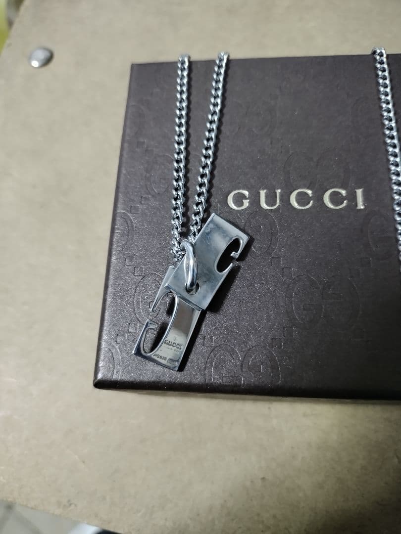 美品 GUCCI グッチ シルバー925 ダブルプレートネックレス 高級感あり