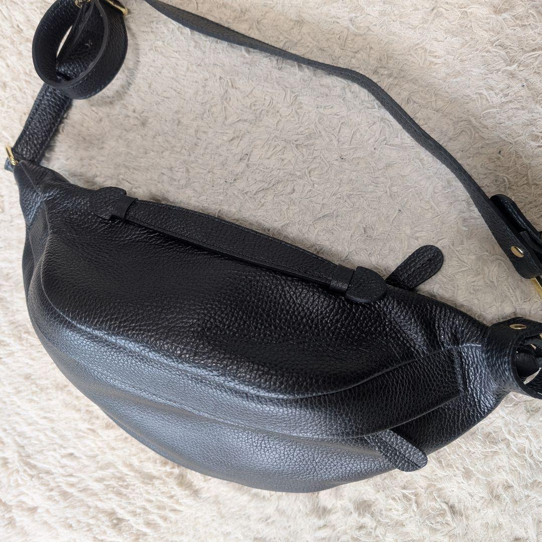 AULENTTI Melrose Select ボディバッグ ブラック