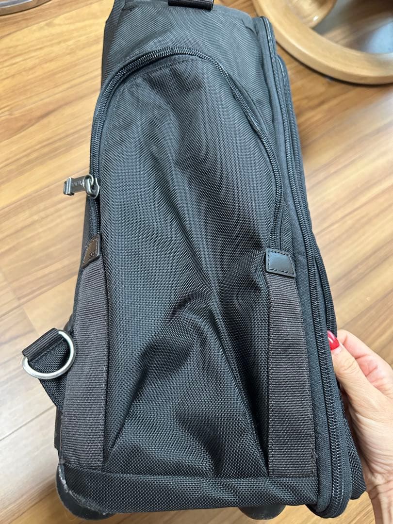 TUMI キャリーバッグ　黒　機内手荷物OK