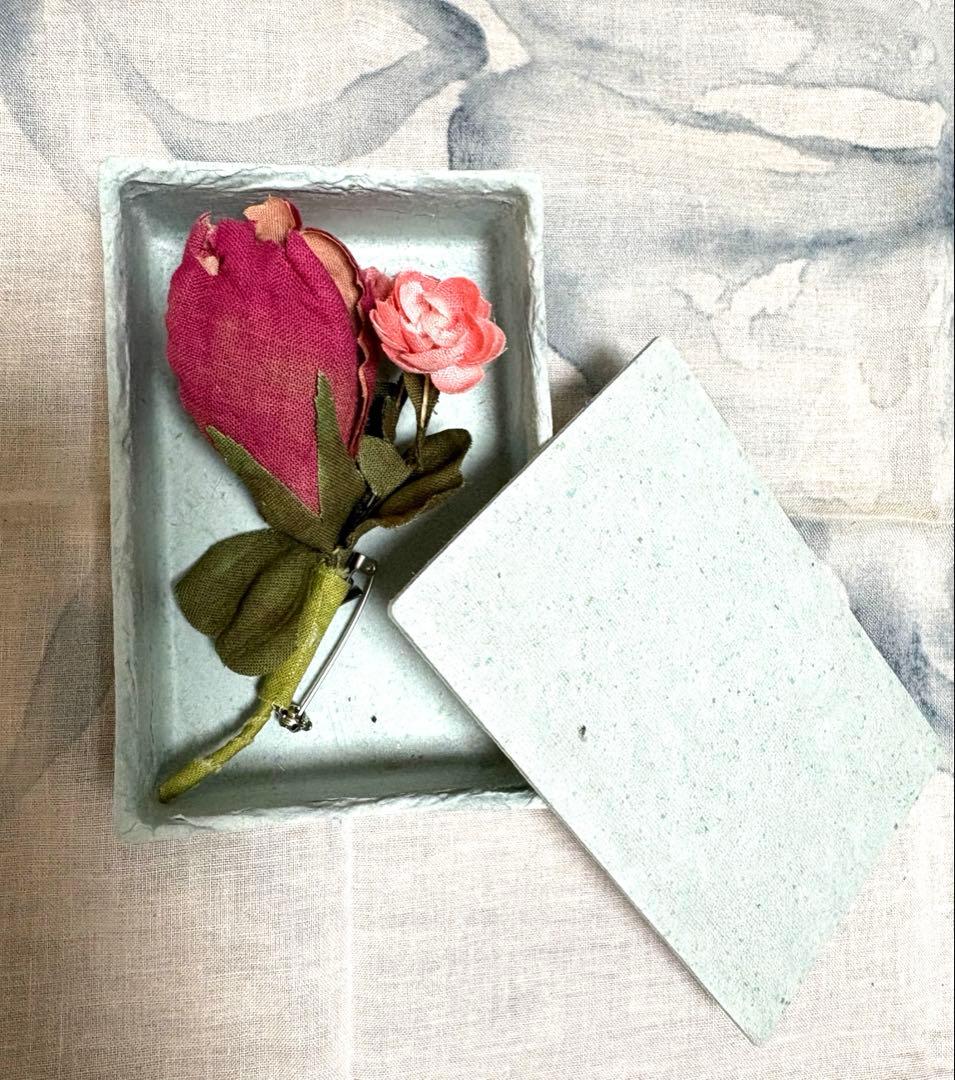 45R パトアッシュ コサージュ 人気完売 ブローチ 45rpm