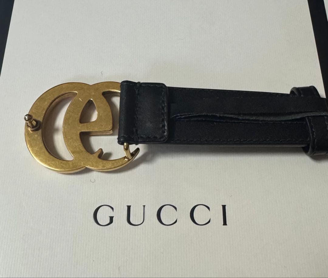 付属品有 GUCCI ブラックレザー ベルト GGロゴ ゴールド