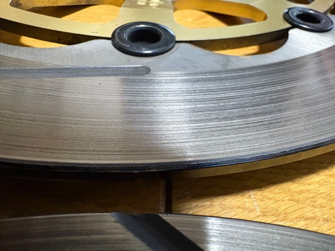 サンスター　Fディスクローター KC-101 スリットタイプ　左右　中古です。