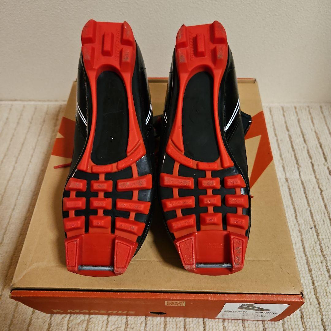 MADSHUS クロスカントリースキー用ブーツ 女性用 ブラック/レッド