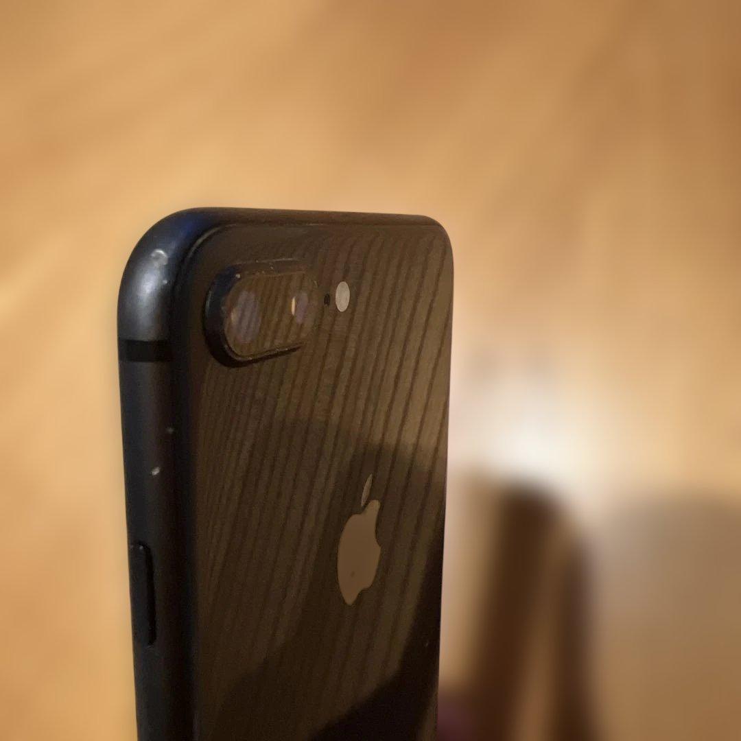 と*ー様 Apple iPhone 8 Plus ジェットブラック 本体