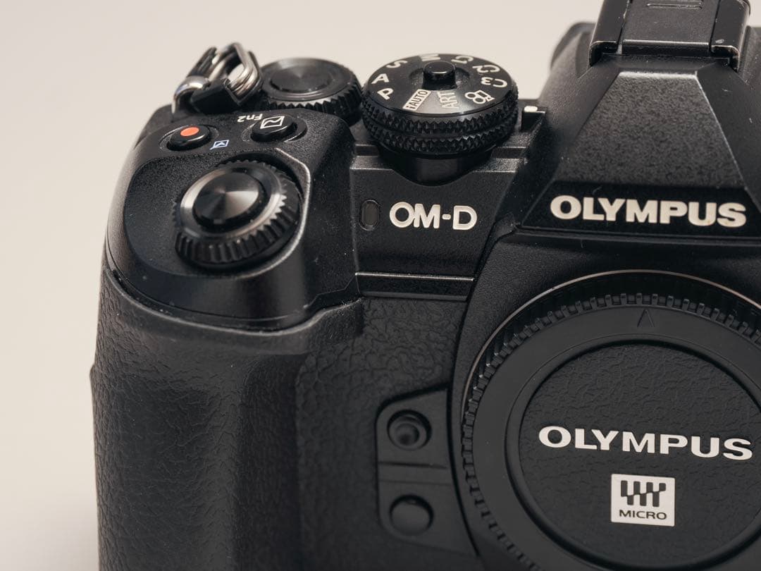デジタルカメラ OLYMPUS OM-D E-M1 mark ii