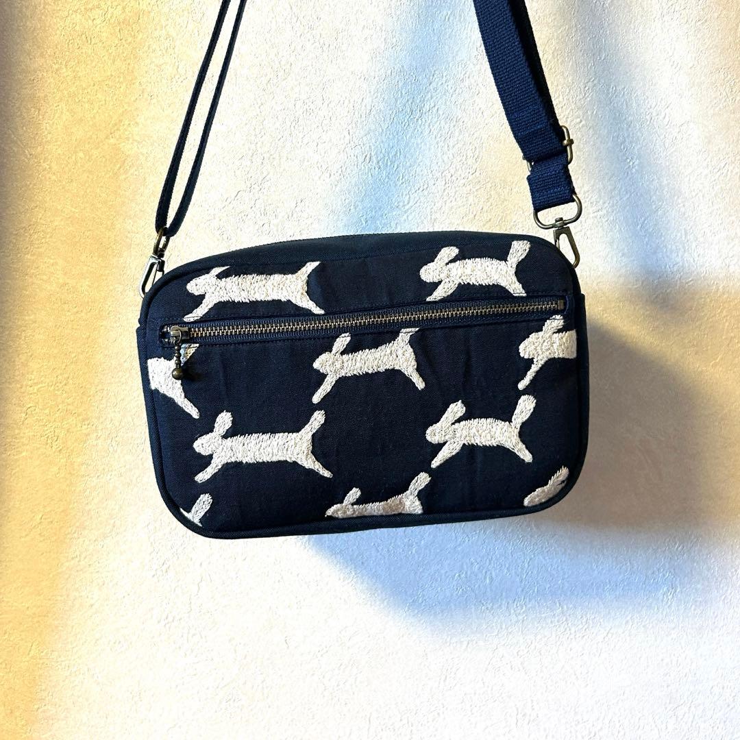 ミナペルホネン runnrunnrun ショルダーバック