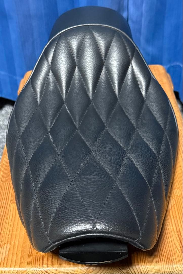 ハーレー スポーツスター XL883 XL1200 2004年以降 ソロシート