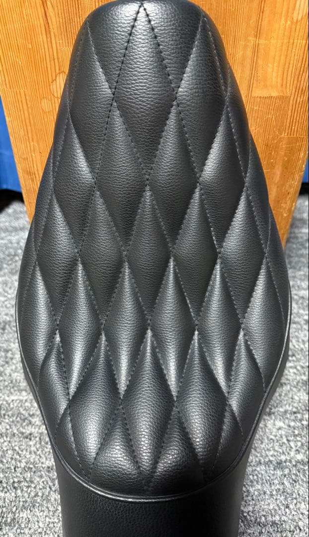 ハーレー スポーツスター XL883 XL1200 2004年以降 ソロシート