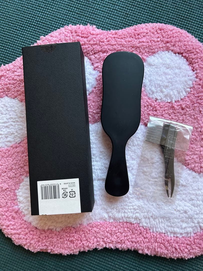 ヘアブラシ　strainia　ストレーニア　ストレートブラシ