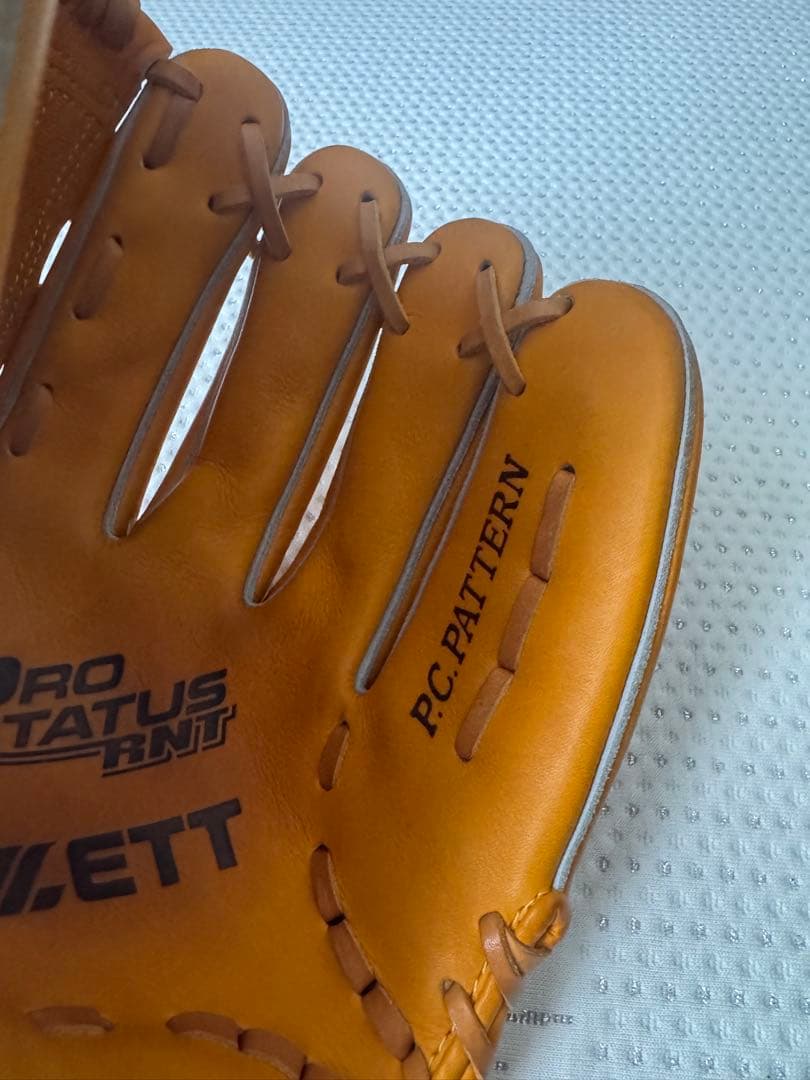 ZETT ゼットプロステイタス　軟式グローブ　ピッチャー