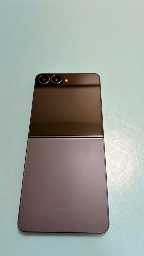 Galaxy Z Flip7（国内版SIMフリー）ブラック ほぼ新品・付属品完備