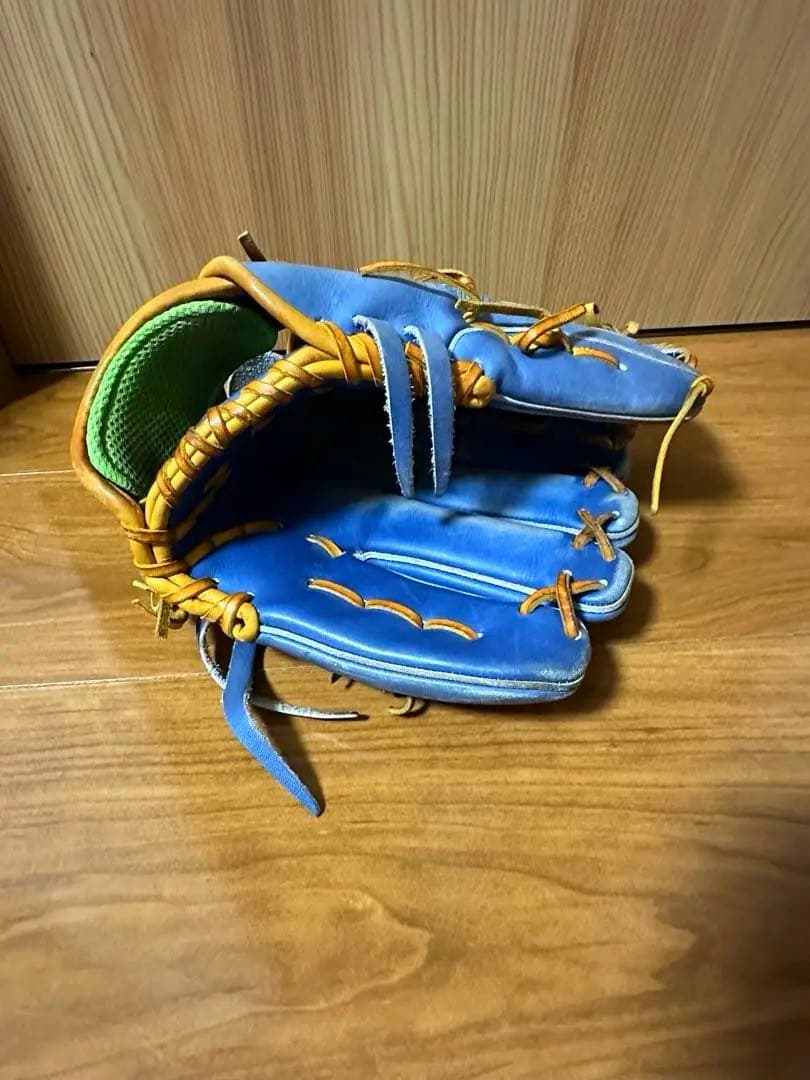 アクセフベルガード 投手用グラブ