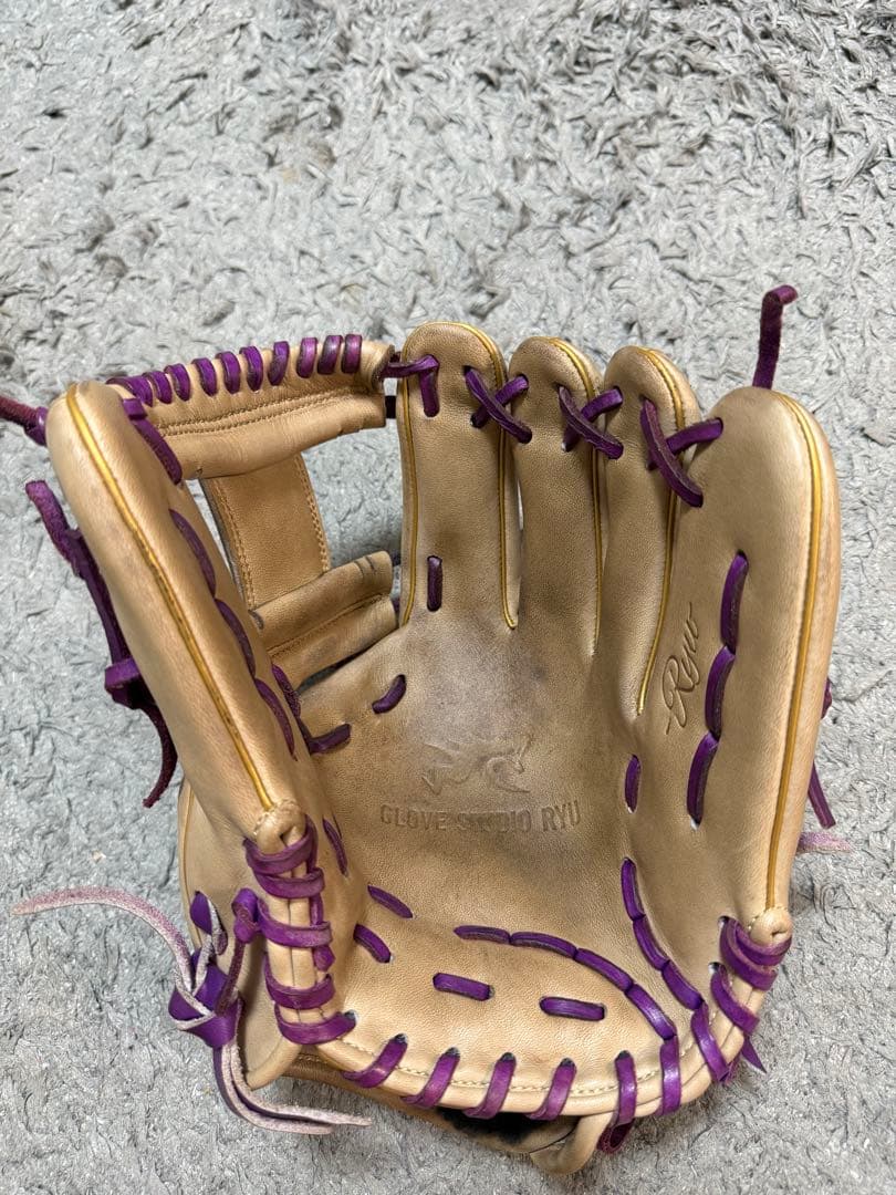 RYU 6周年グローブ