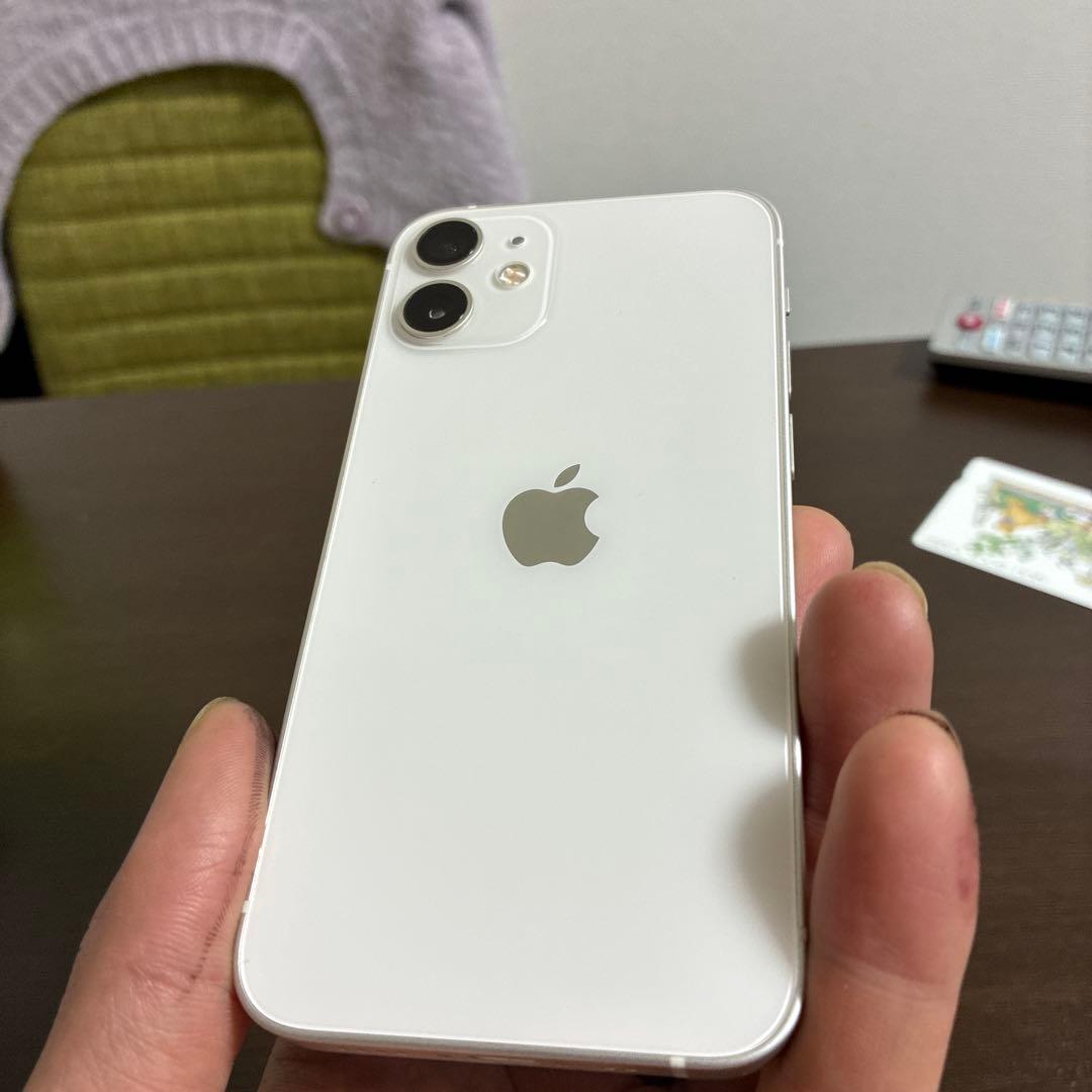 iPhone 12mini 64GB SIMフリー　美品　ホワイト