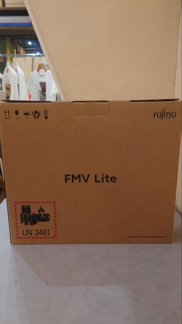 【新品未使用】Fujitsu FMV Lite ノートPC