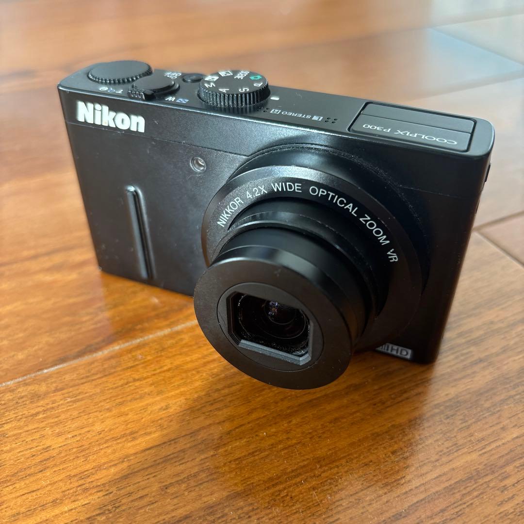 Nikon COOLPIX P300 デジタルカメラ