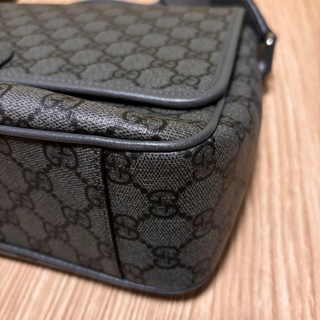 グッチ【美￼品】オフィディア メッセンジャーバッグ GGスプリームキャンバス