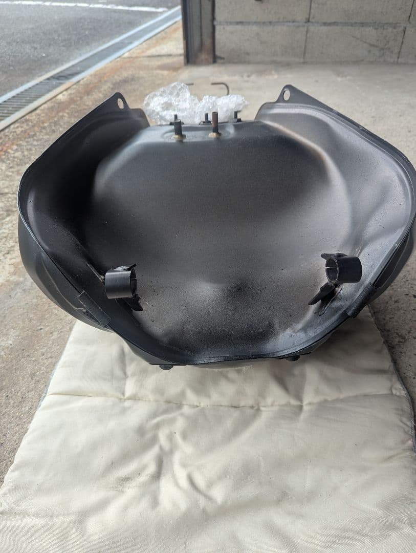 HONDA CB650R 2023年式 タンク