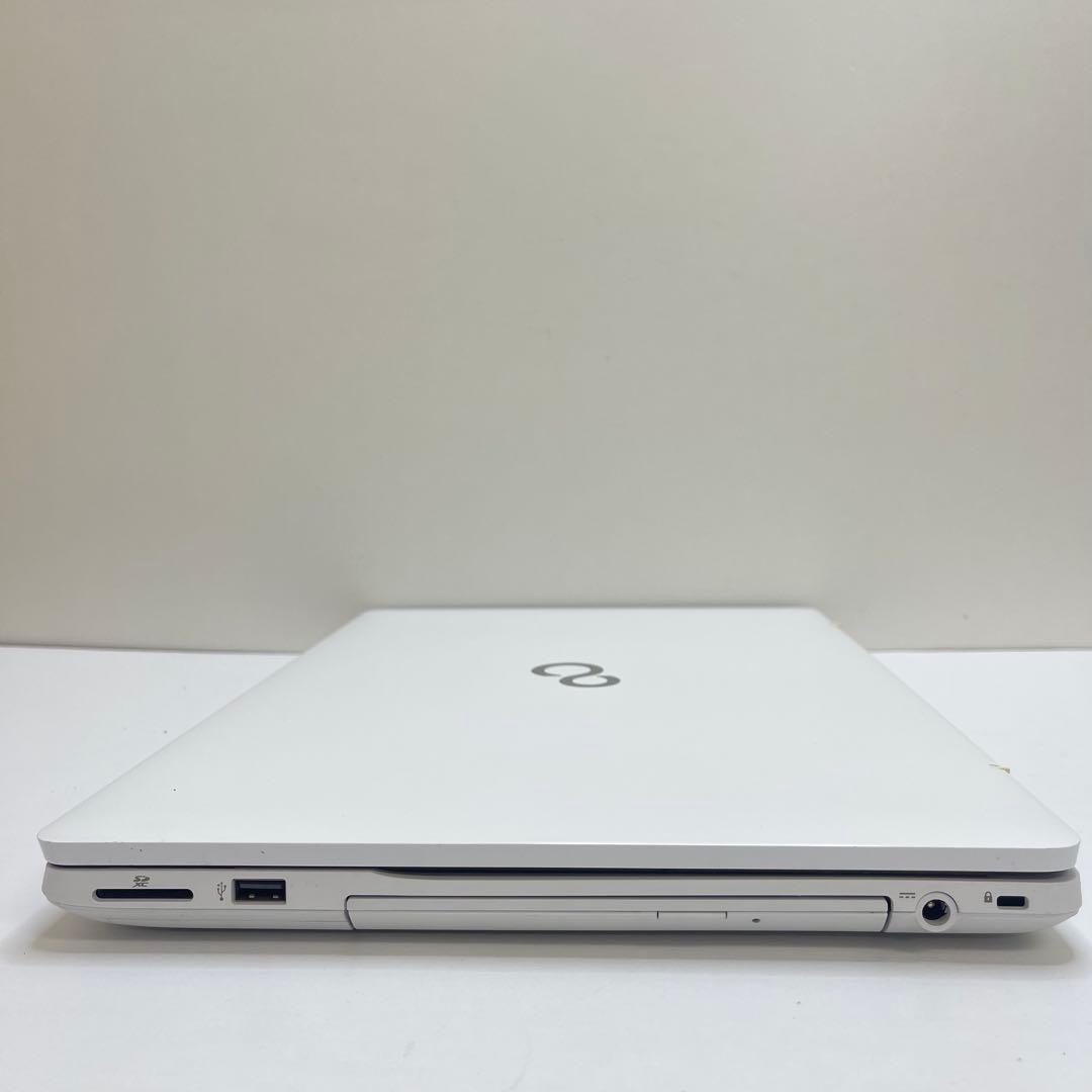 #625 富士通 AH77/W i7-6700HQ 8GB SSD256GB