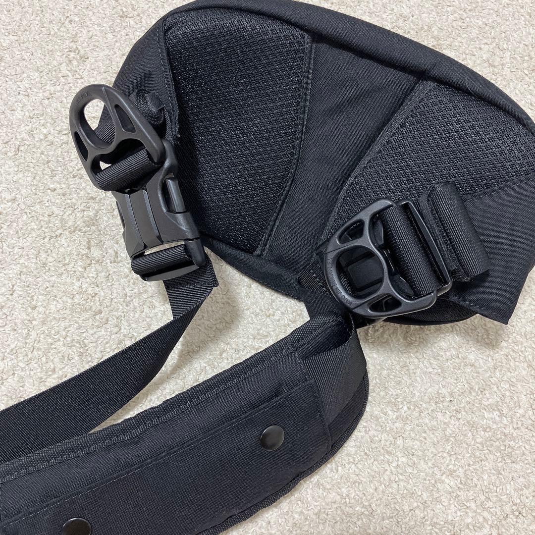 【美品/正規品】Hugoo 2way ヒップシート 抱っこ紐 おまけ付き