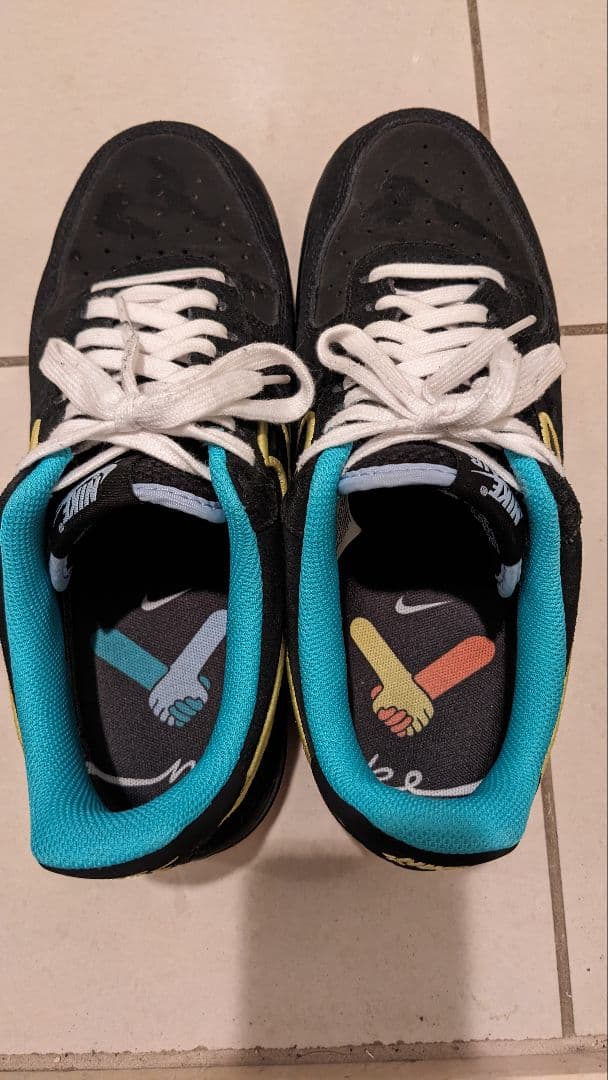 ナイキ エア フォース 1 ロー '07 LV8 \"ピース・アンド・ユニティ\"