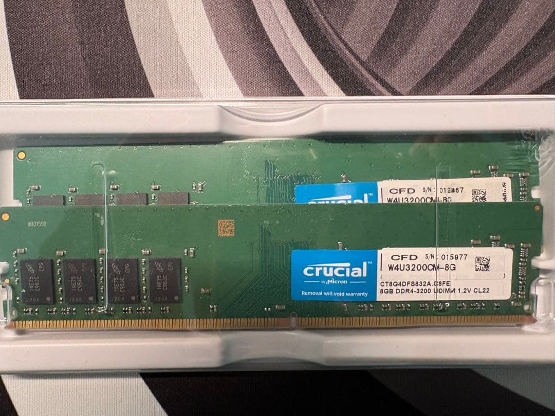 メモリー Crucial DDR4-3200 8GBx4 32GB
