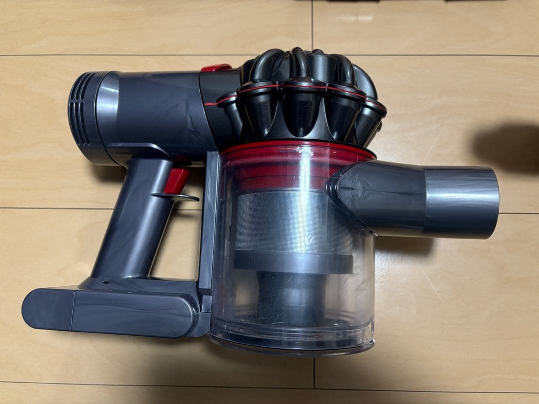 Dyson V7 掃除機 各種アタッチメント　スタンド付き