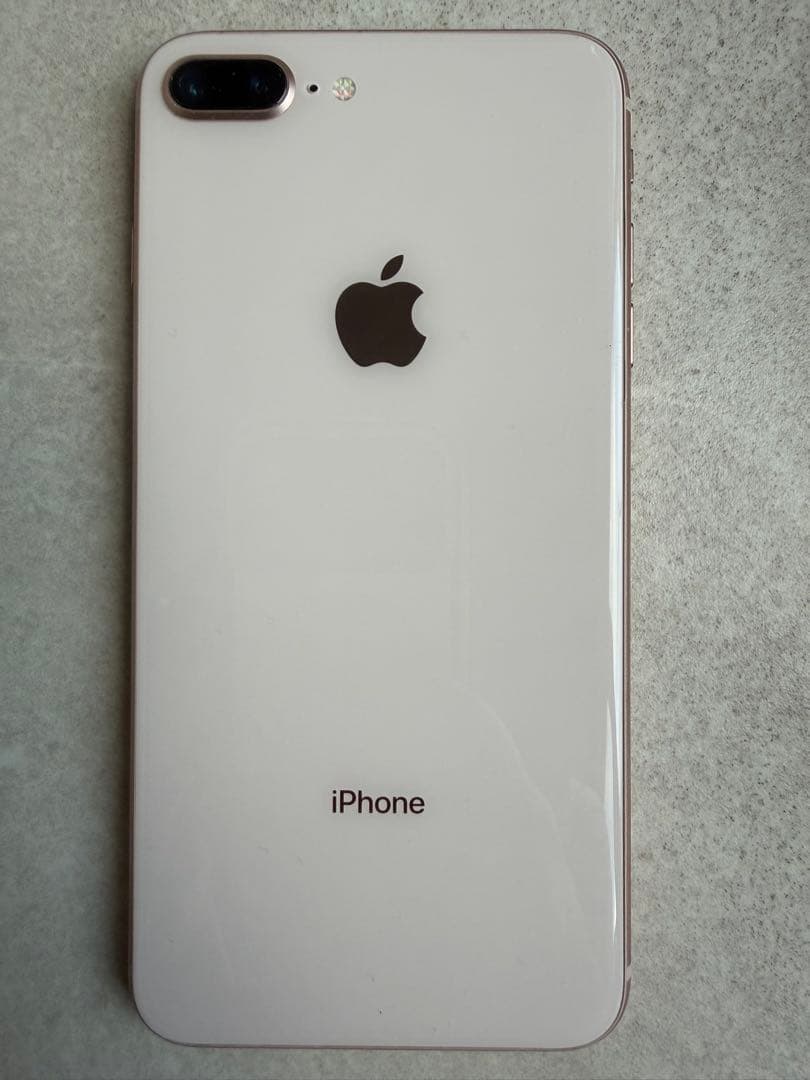 【256GB】Apple iPhone 8 Plus（ゴールド）