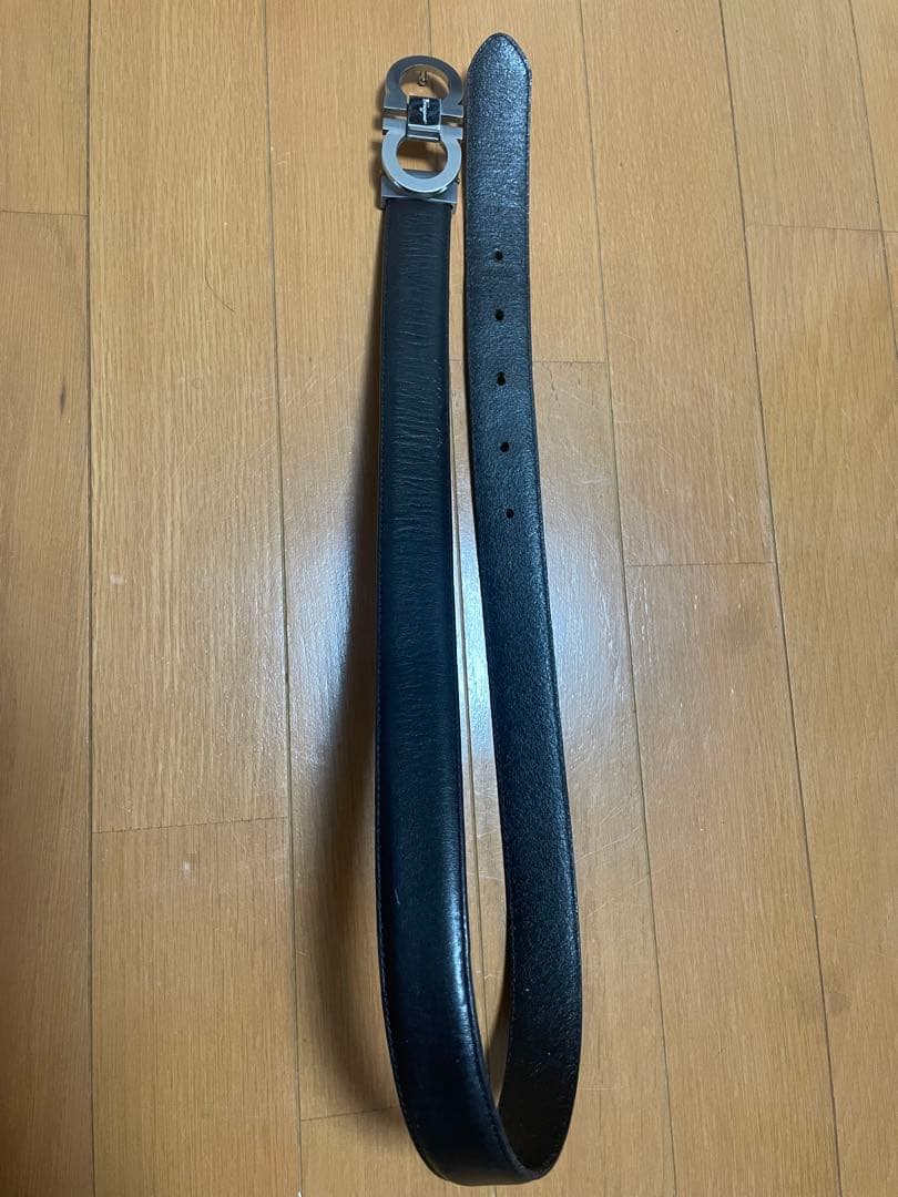 Ferragamo 黒レザー ベルト