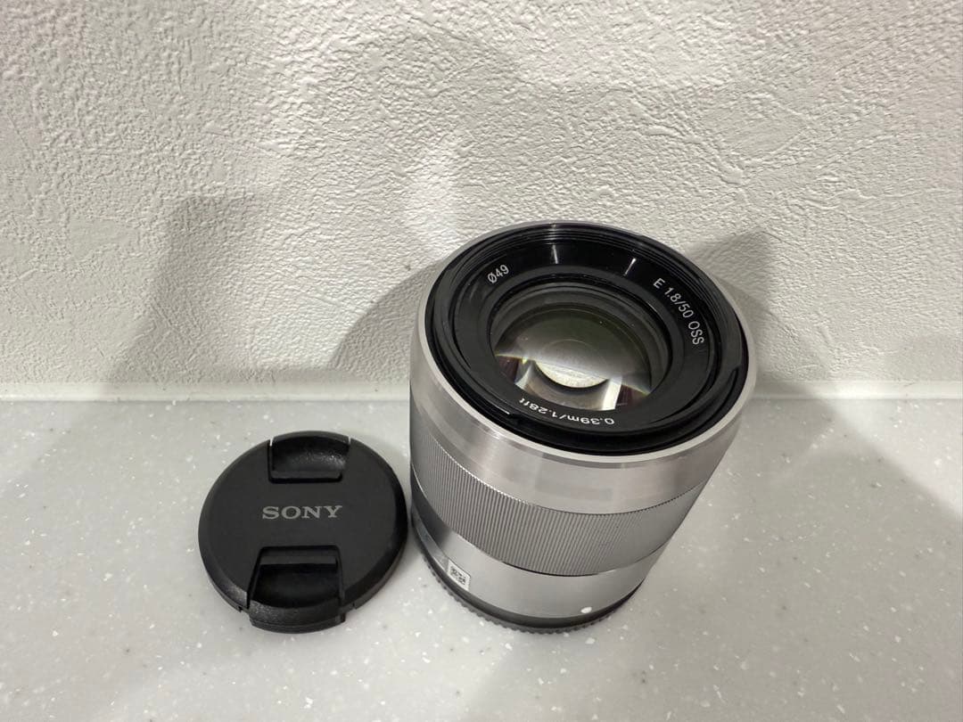 美咲さん専用 【美品】SONY α5100 ミラーレス一眼　単焦点レンズキッド