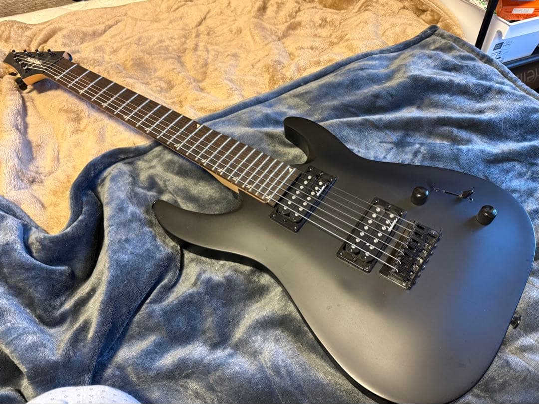 Jackson JS22-7 SatinBlack 7弦ギター