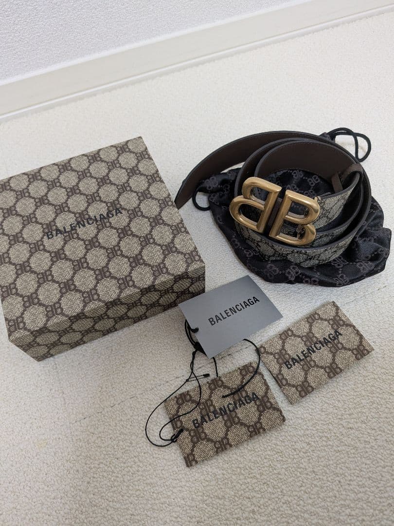 j*o様 【未使用級】 グッチ バレンシアガ コラボ ベルト BB レザー ブラ