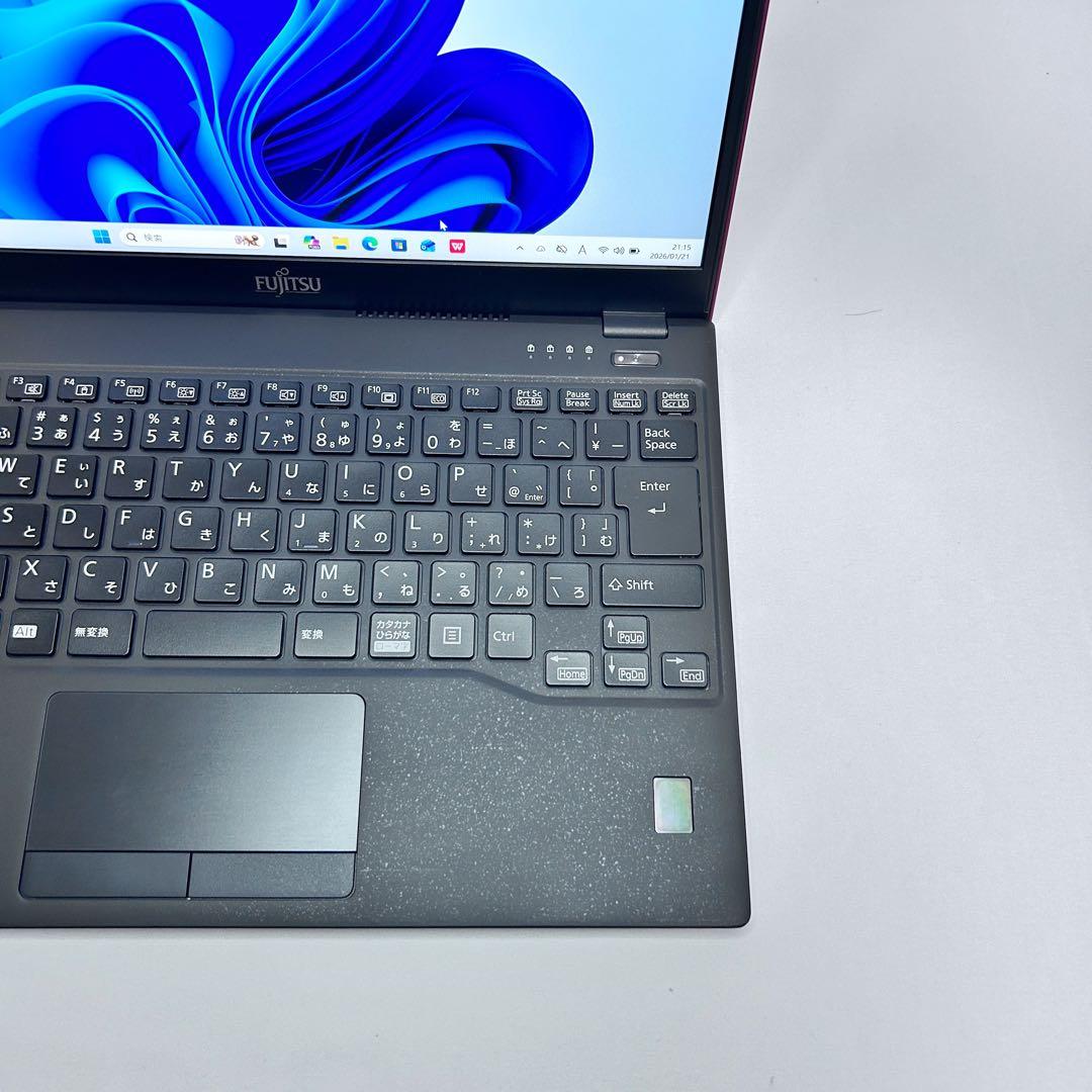 【バッテリー極上・レア赤】LIFEBOOK ｜第10世代i5・高速SSD