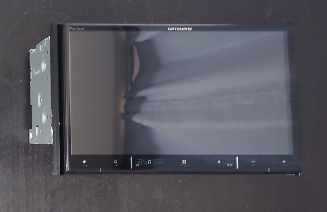 【新品未使用】Pioneer カロッツェリアAVIC-RL821D 8インチナビ