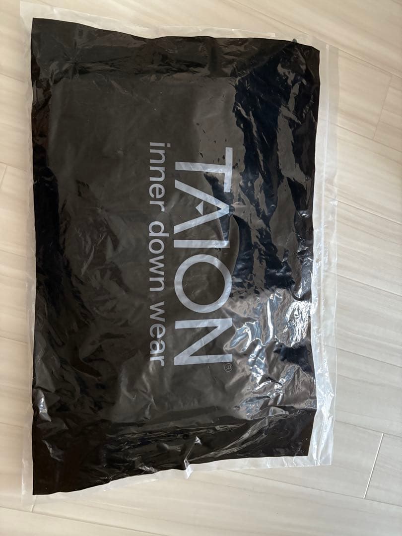 新品タグ付きTAION インナーダウンジャケット