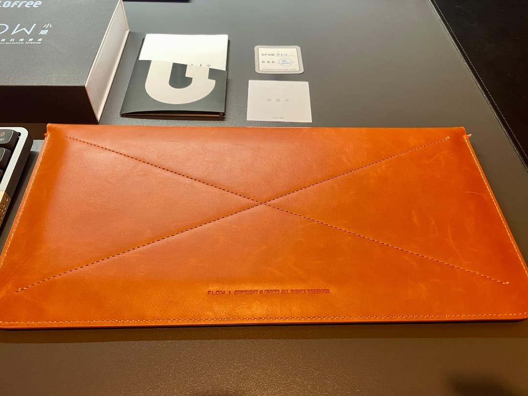 [セット 美品]Lofree FLOW 84 Black &純正レザー調ケース