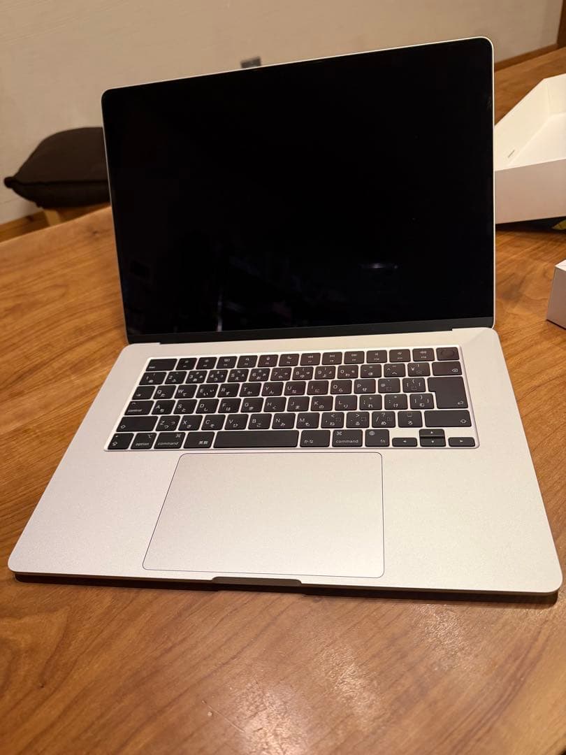 MacBook Air M3 15インチ シルバー(充電器付き)