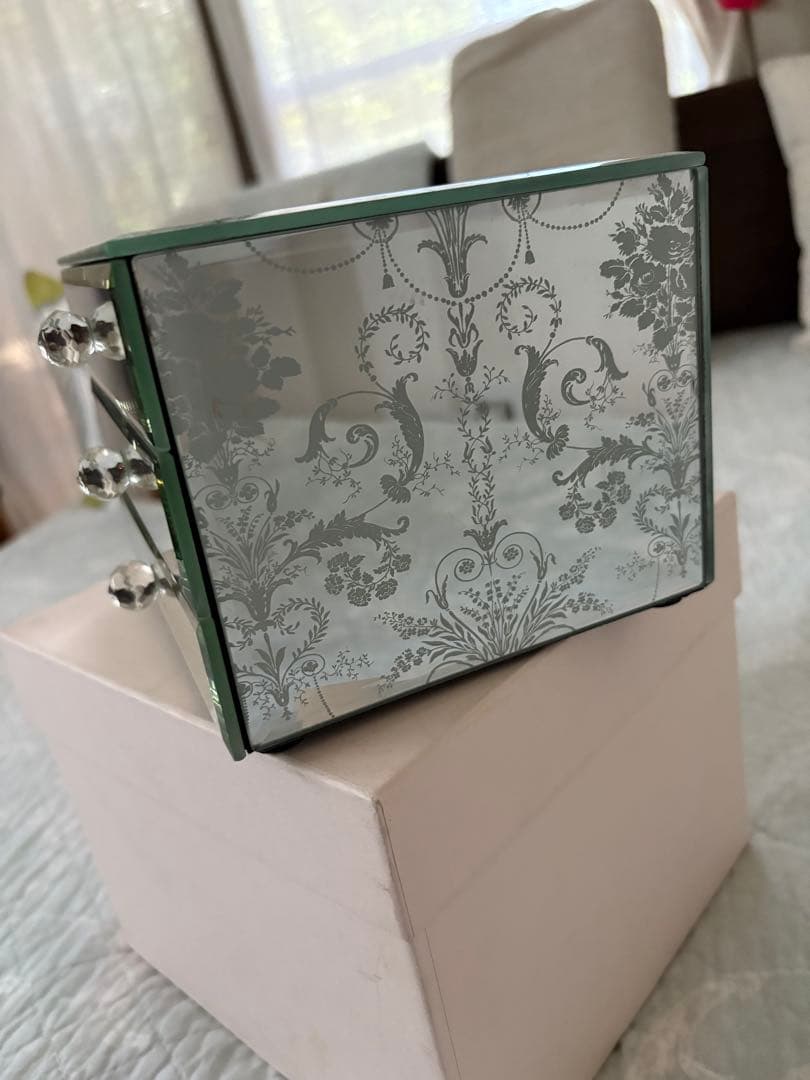 ローラアシュレイ　ジョゼッテ　ジュエリーボックス