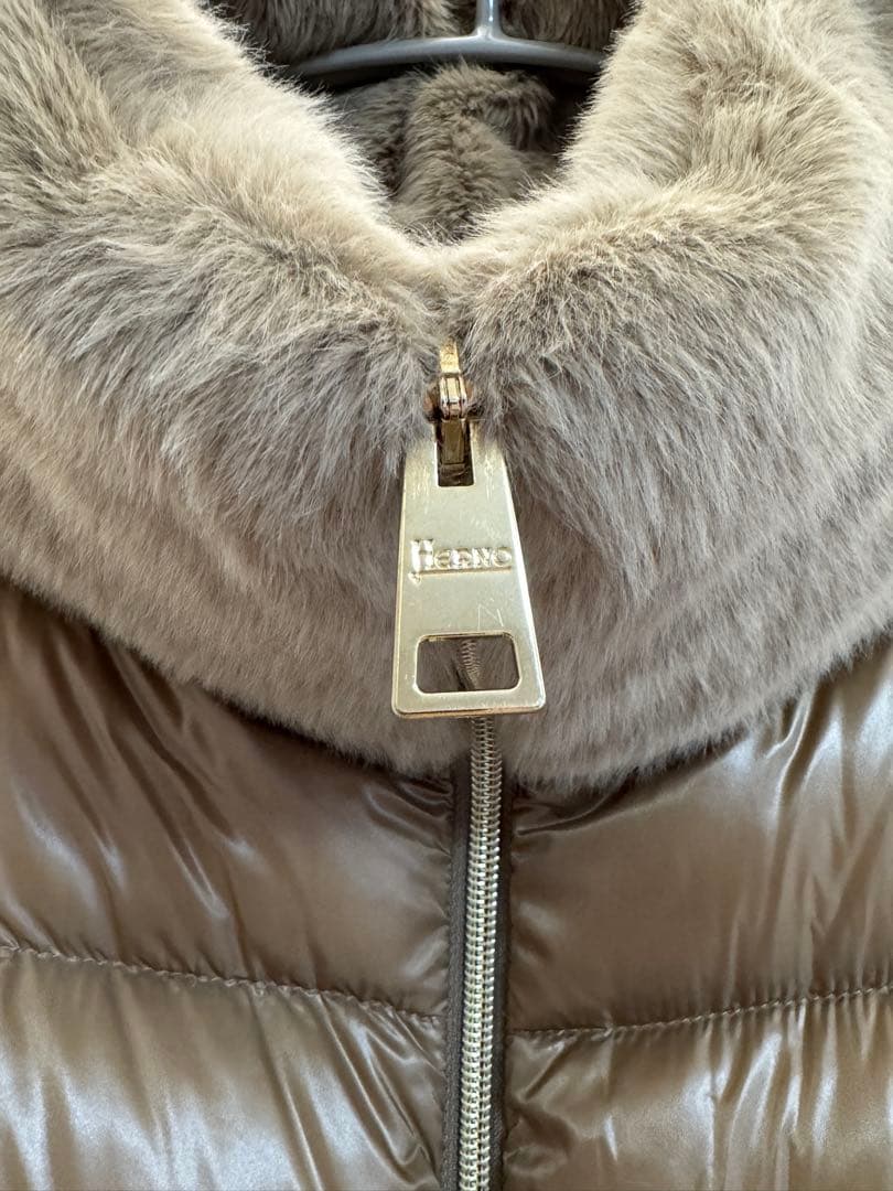 HERNO ヘルノ ナイロンウルトラライトダウンジャケット38 美品