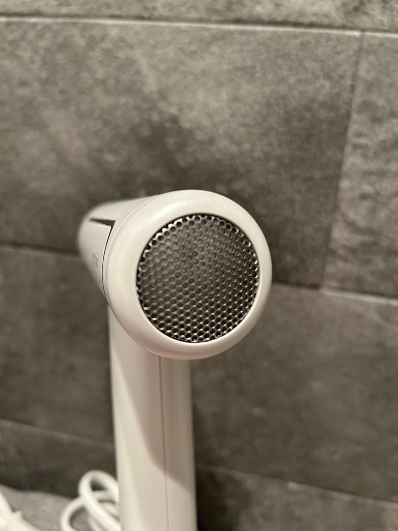 FESTINO ツヤモイストドライヤー　ホワイト