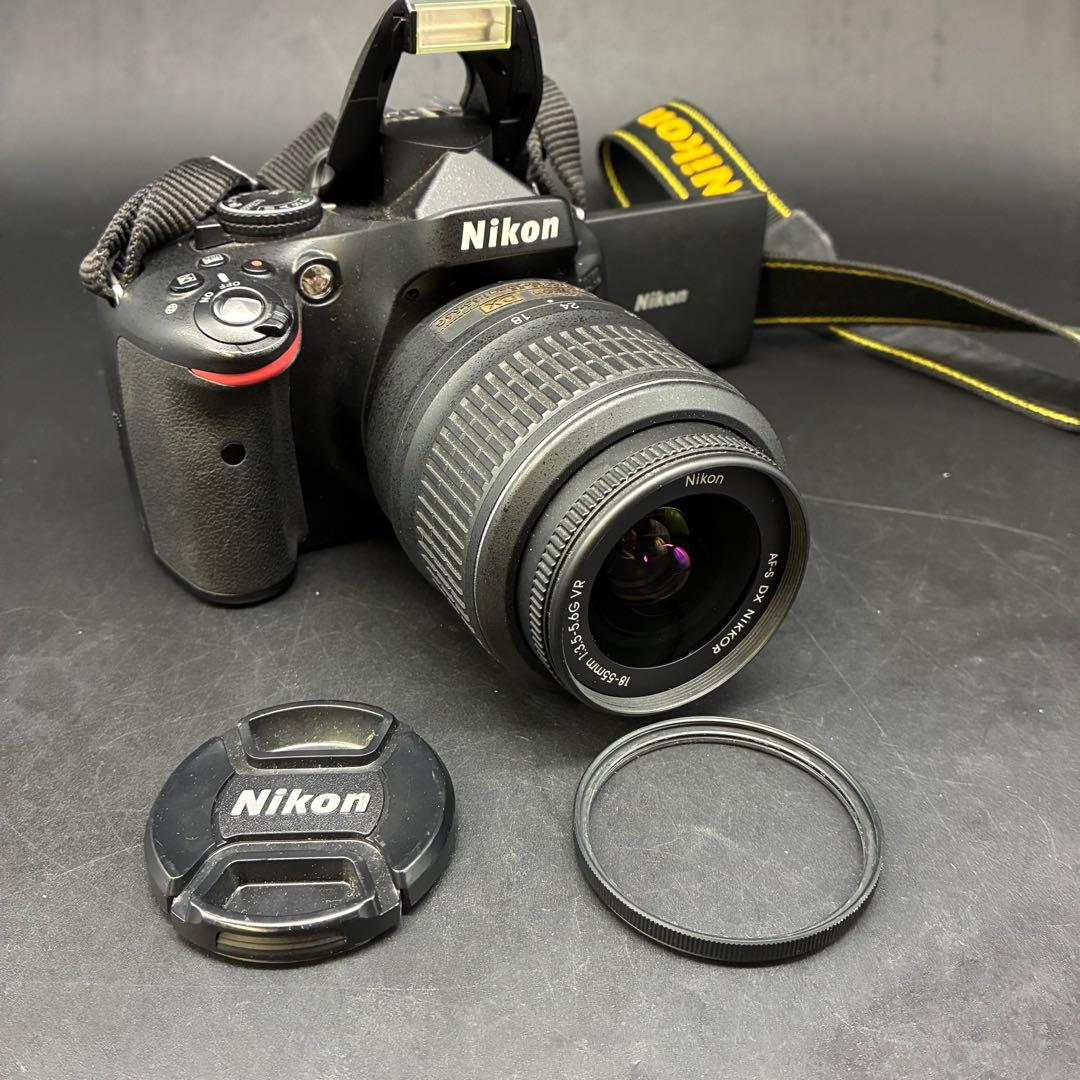 【動作OK】Nikon D5100 本体とレンズ　ショット数2449枚