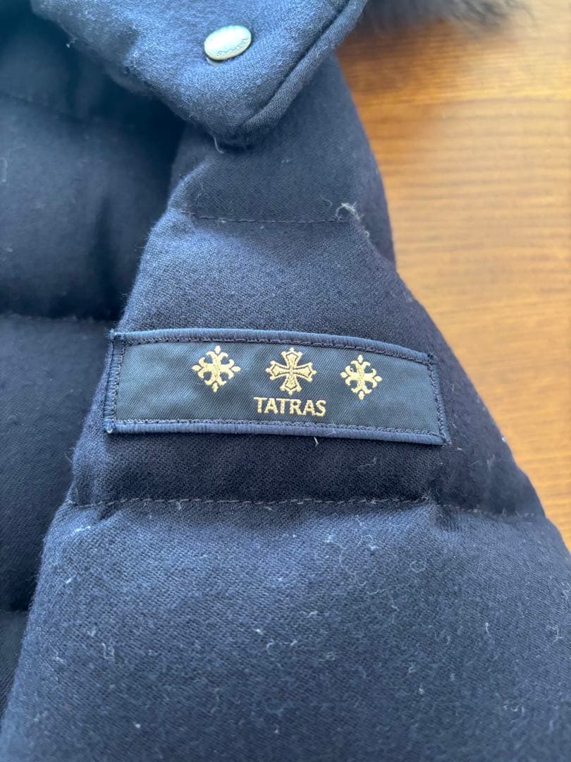 《おはぎ》TATRAS ネイビー ダウンジャケット フード付き