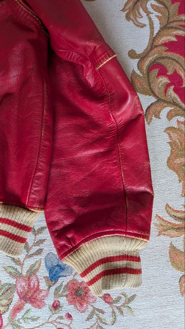 G*T様 AVIREX赤 レザージャケット 刺繍ロゴ付き