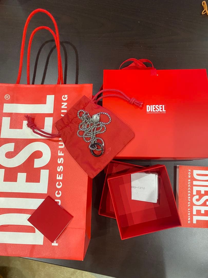 DIESEL 2つのリング ネックレス